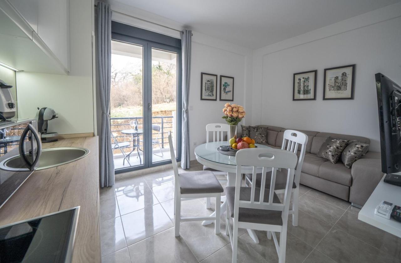Apartment Adriana โกตอร์ ภายนอก รูปภาพ