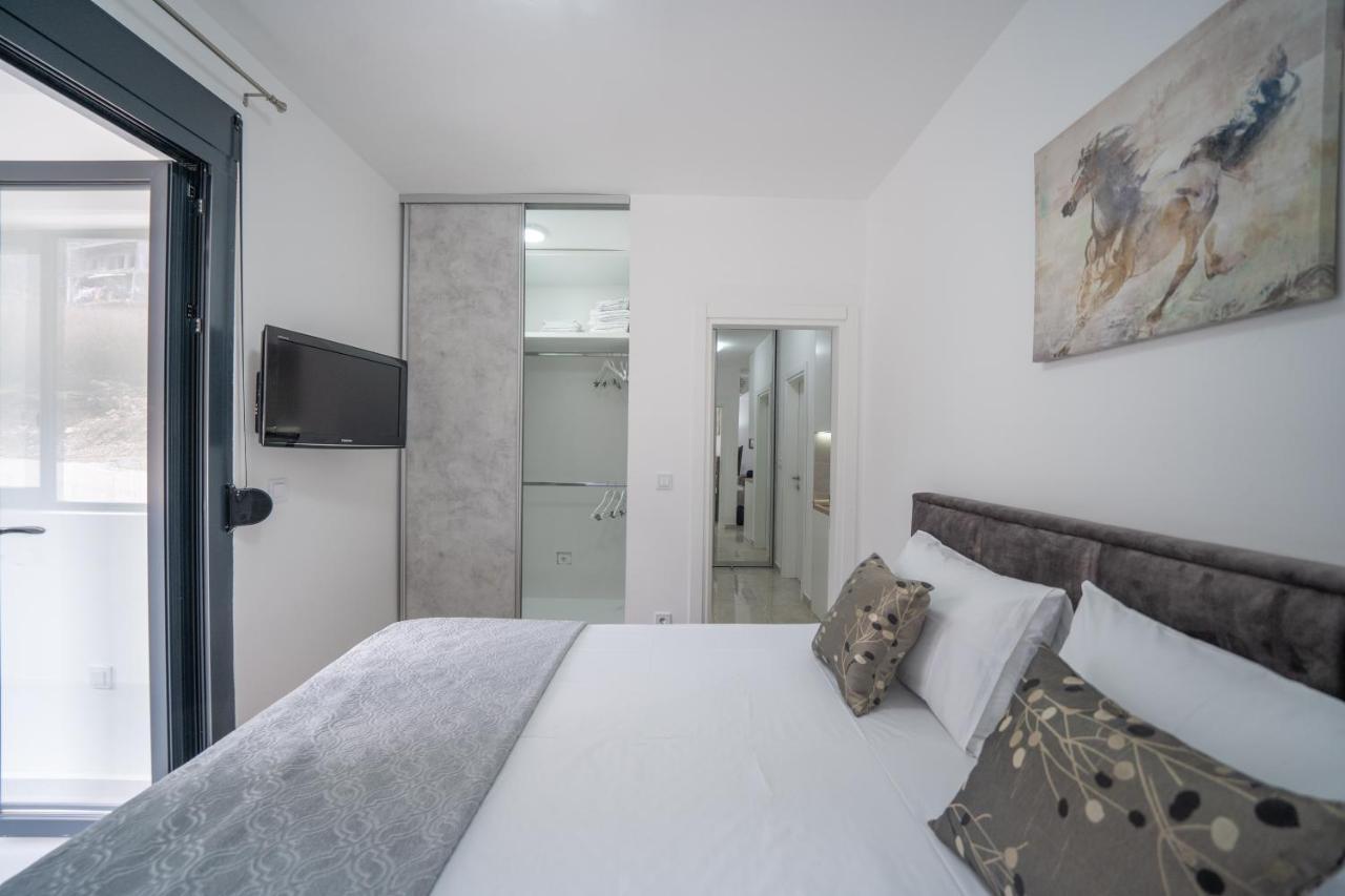 Apartment Adriana โกตอร์ ภายนอก รูปภาพ