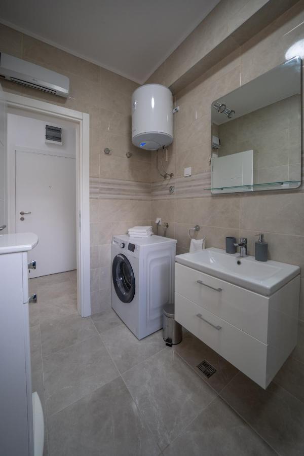 Apartment Adriana โกตอร์ ภายนอก รูปภาพ